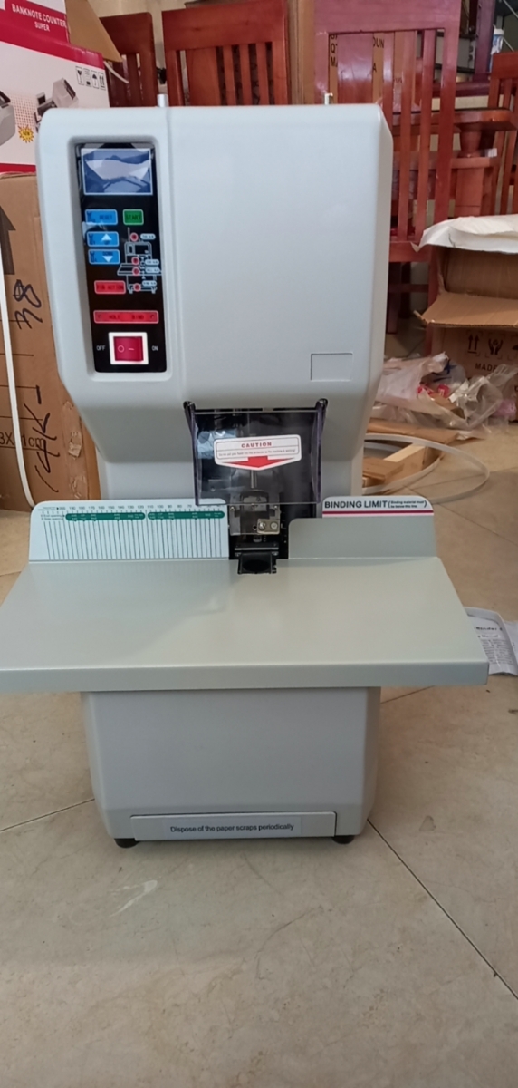 Máy đóng chứng từ HJ-50AK thiết kế nhỏ gọn, tiện lợi phù hơp với những không gian nhỏ hẹp