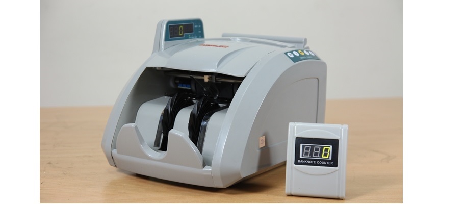 SILICON MC-8600 máy đếm tiền đa nhiệm giá rẻ kiều dáng đứng tiết kiệm không gian làm việc