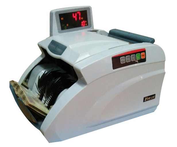 máy đếm tiền Glory GFS 8686 có thiết kế dạng đứng phù hợp với mọi không gian làm việc