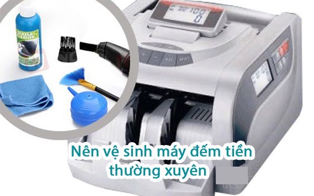 Qúy khách hàng nên vệ sinh cũng như bảo trì máy đếm tiền thường xuyên tránh gặp phải lỗi kĩ thuật đáng tiếc