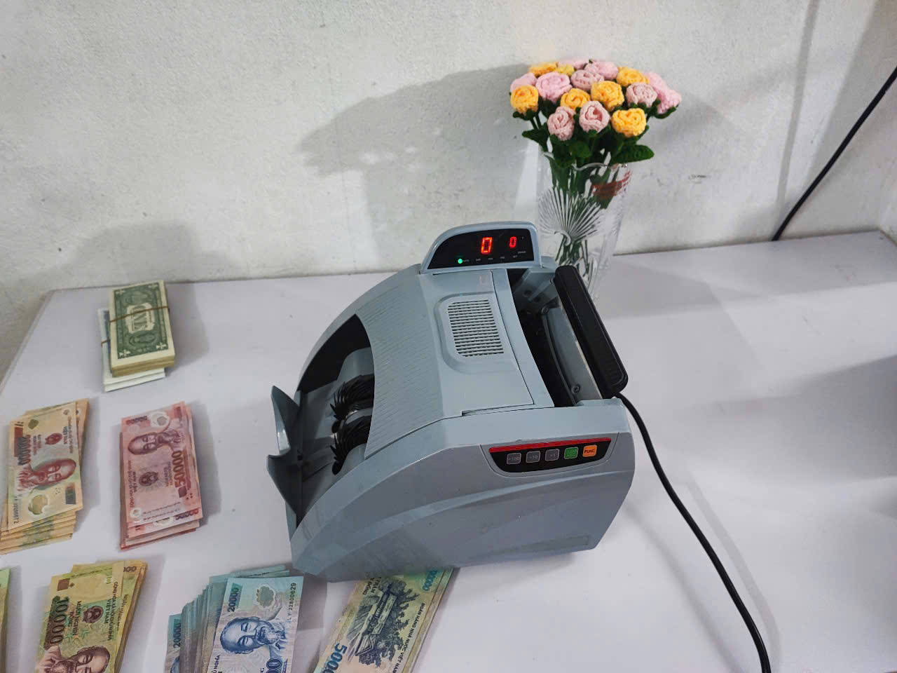 Tất cả máy móc bên Hiệp Hưng Thịnh đều được kiểm tra kĩ lưỡng trước khi bàn giao cho khách hàng