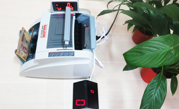 Máy đếm tiền Xiudun AL 7800: Giá bao nhiêu? Có nên mua không?