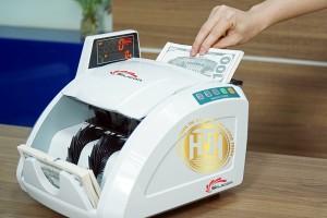 Máy đếm tiền SILICON MC 8600