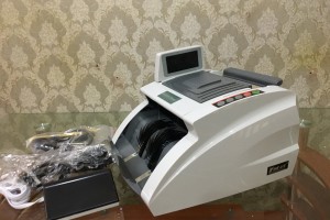 Máy Đếm Tiền ZY-8600